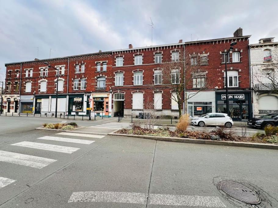Apt Des Artistes, 3 Min A Pied Gare Et Centre Valenciennes Exterior photo